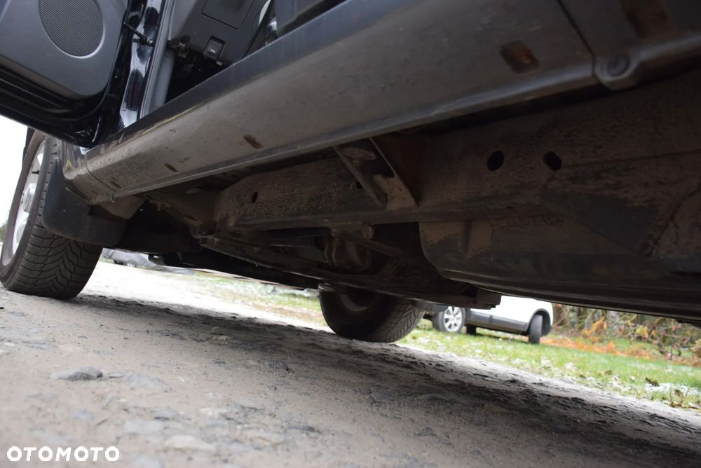 Hyundai Terracan - 13