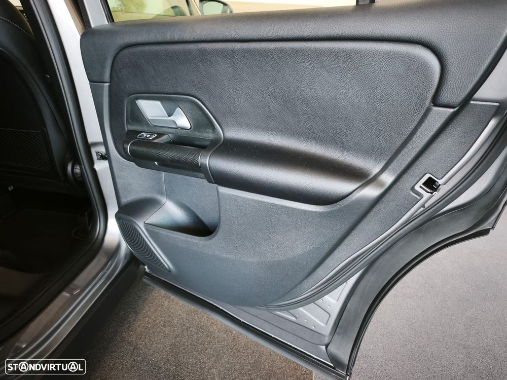 Mercedes-Benz GLB 180 d Progressive - 23