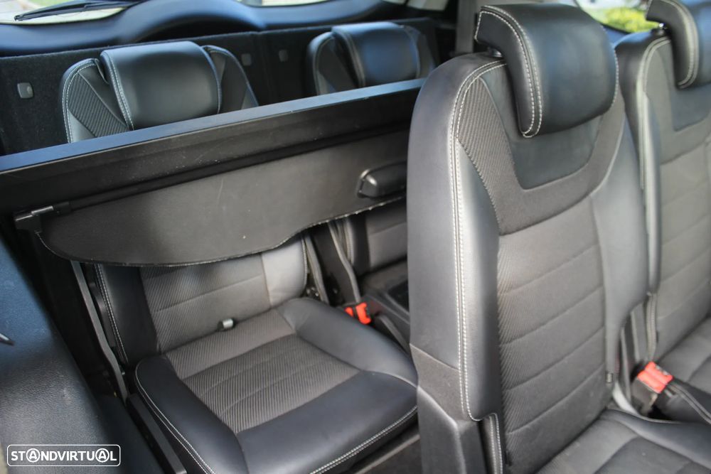 Ford S-Max 2.0 TDCi DPF Titanium - 28