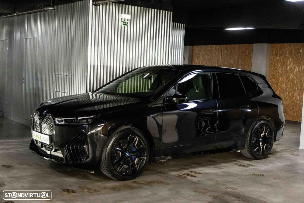 BMW iX M60 - 25
