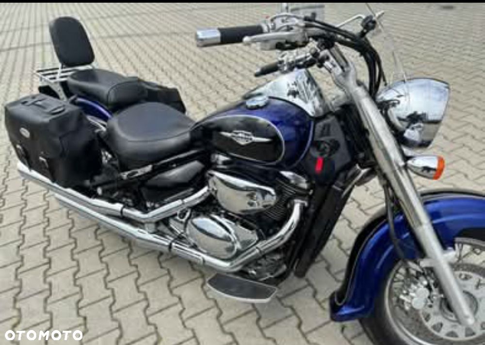 Suzuki VL 800 Volusia - 2