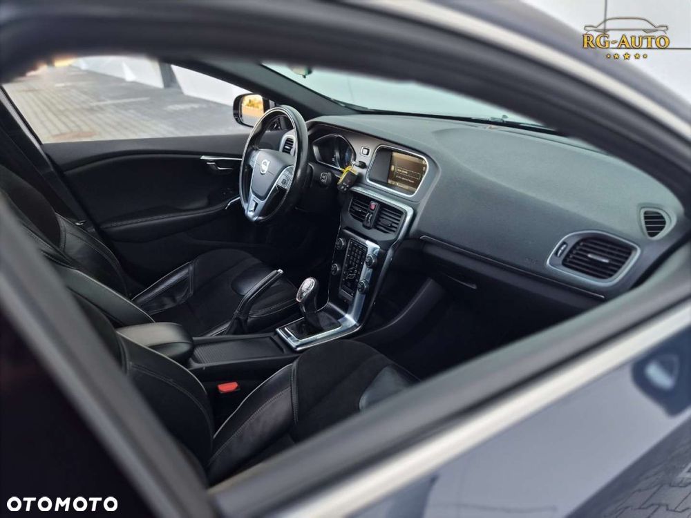 Volvo V40 - 34
