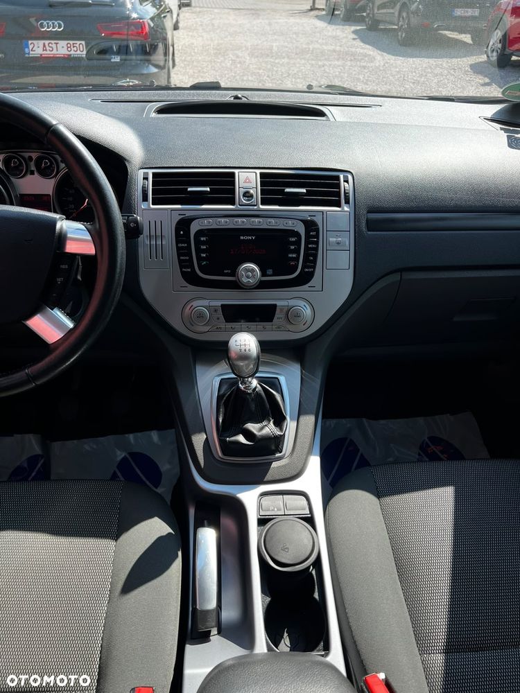 Ford Kuga 2.0 TDCi 4WD Trend - 22