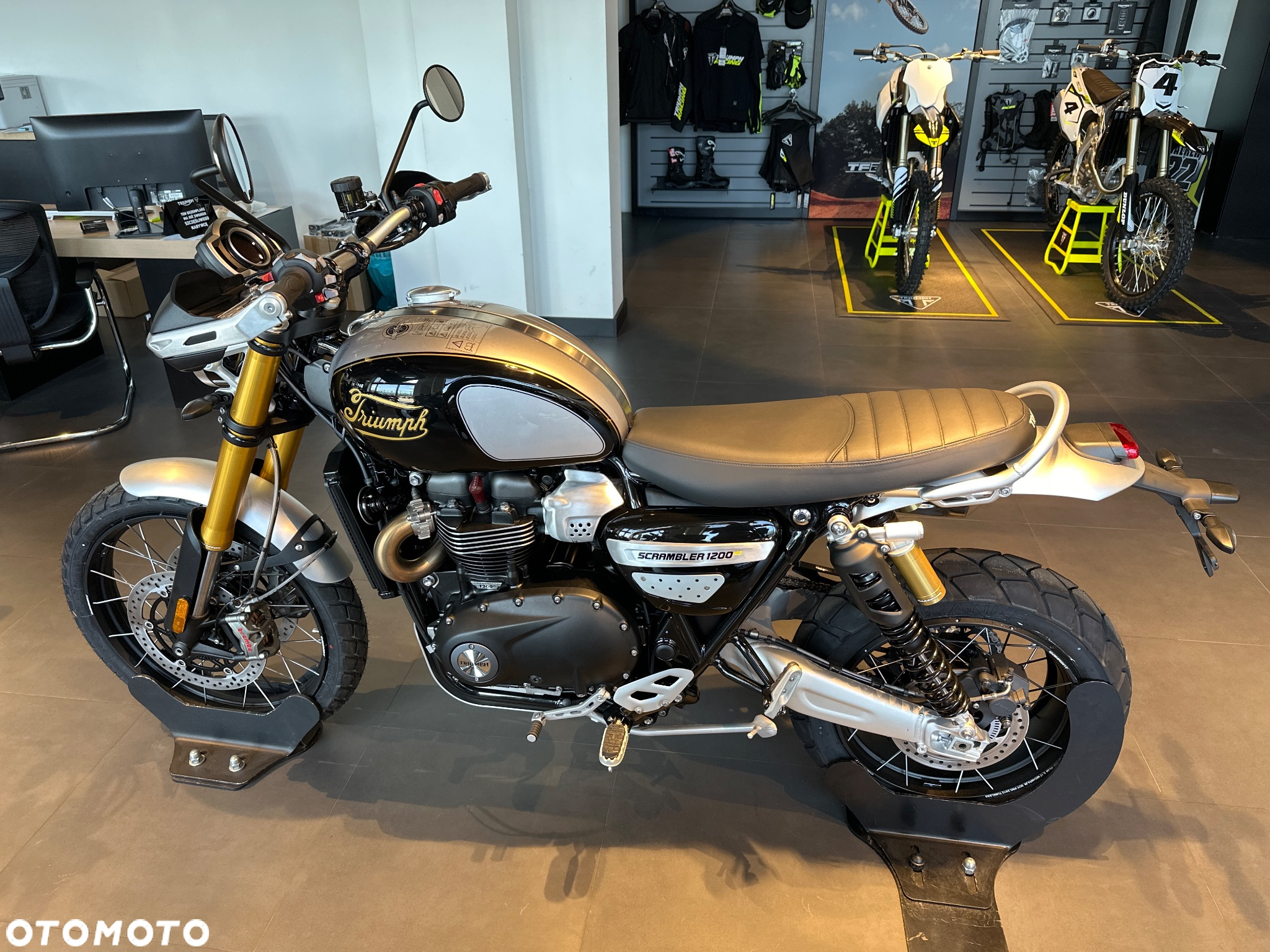 Triumph Scrambler - 7
