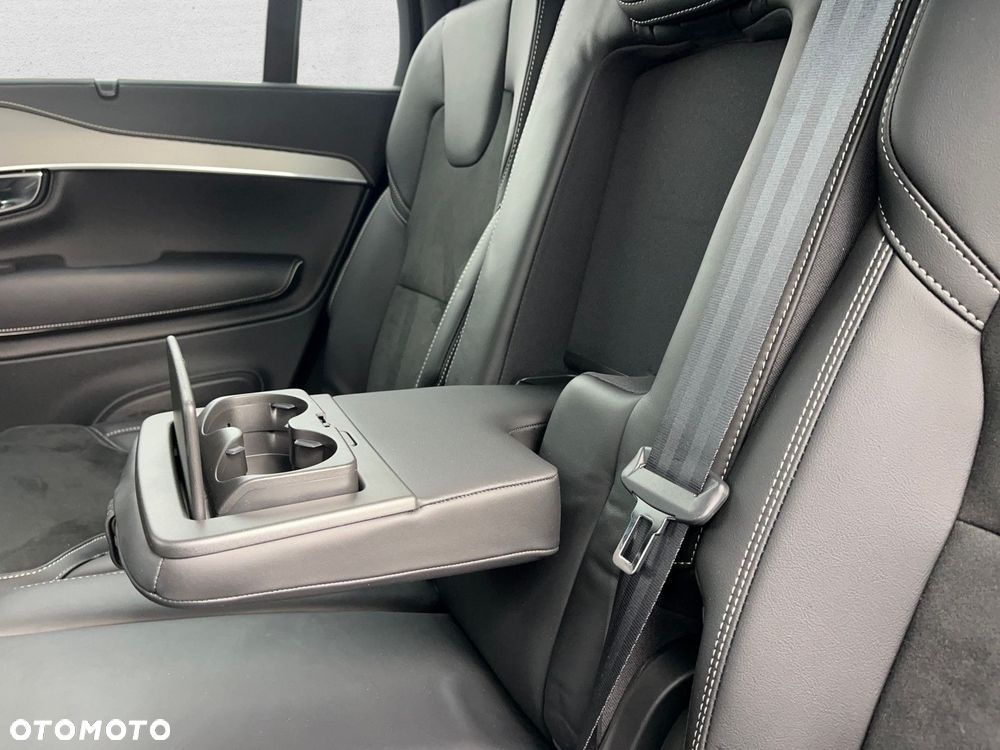 Volvo XC 90 - 11