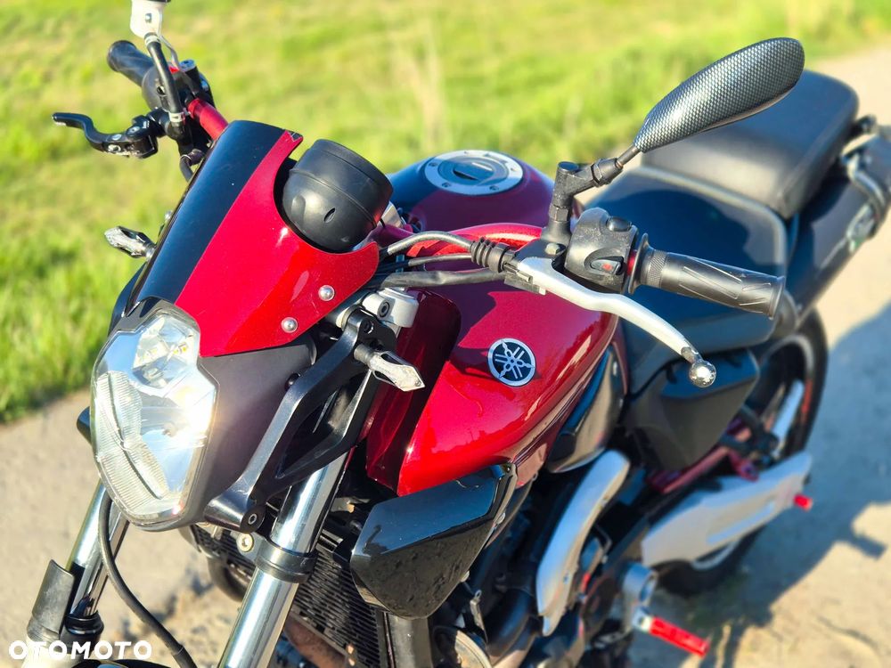 Yamaha MT - 9