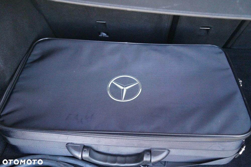 Mercedes-Benz GLC - 27