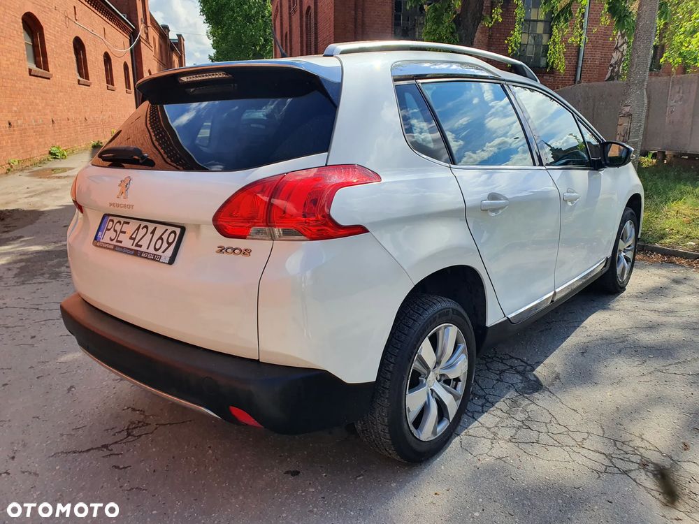 Peugeot 2008 PureTech 110 Stop&Start Allure - 4