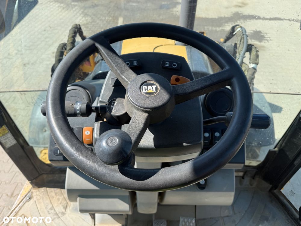 Caterpillar 432E - 10