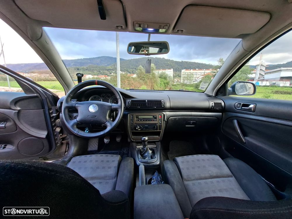 VW Passat Variant 1.9 TDi Comfortline - 10