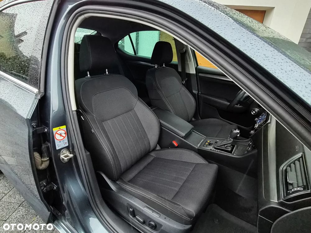 Skoda Superb 1.5 TSI Style DSG - 8