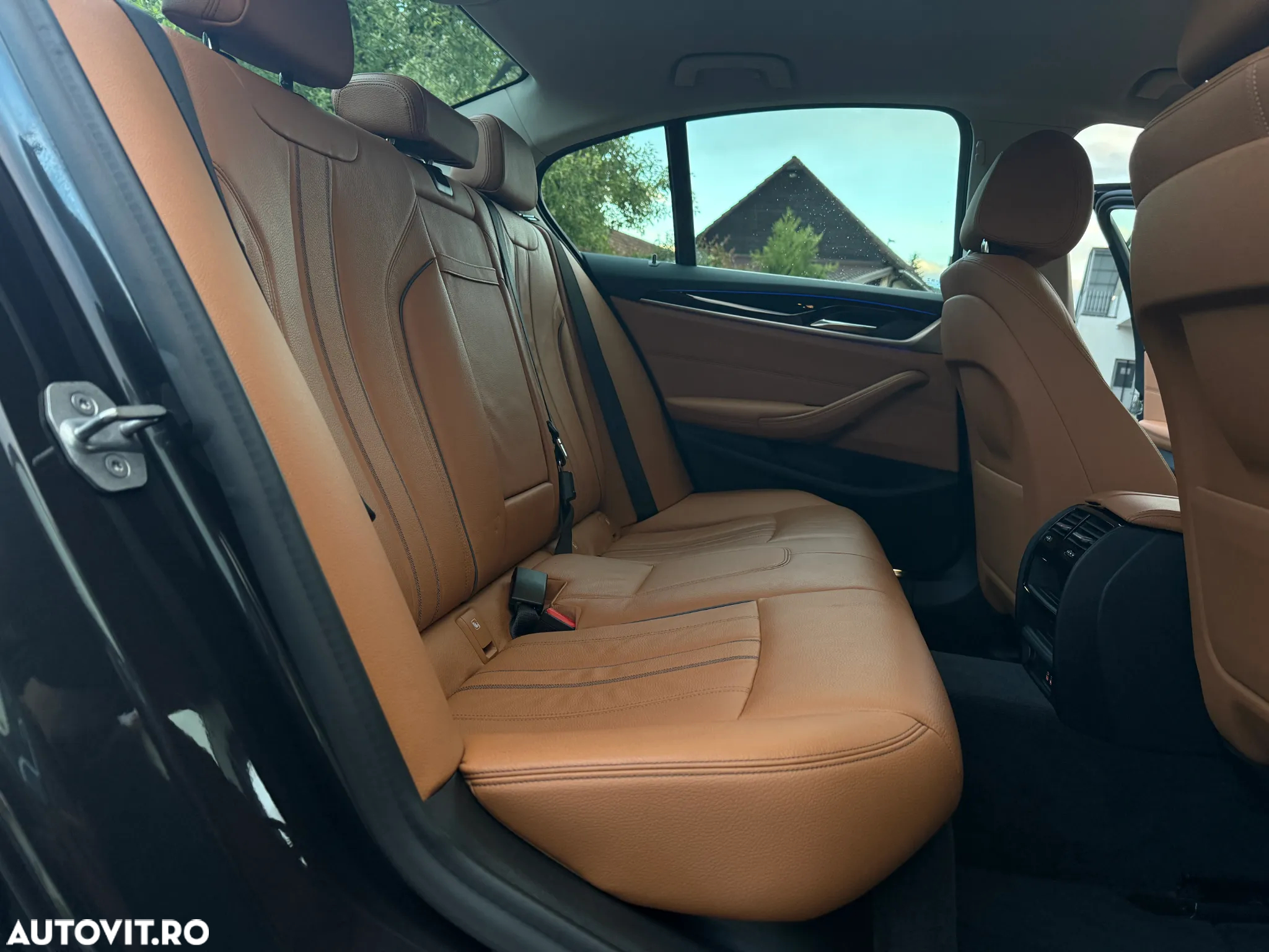 BMW Seria 5 530e AT PHEV - 35