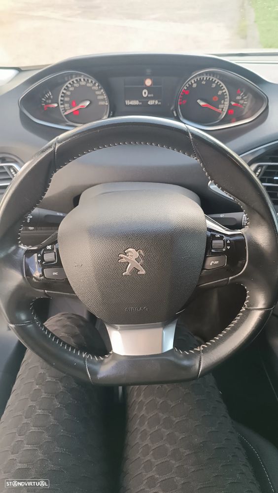 Peugeot 308 1.2 PureTech Business Line - 20