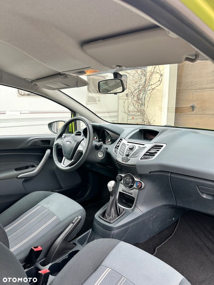 Ford Fiesta 1.25 Trend - 21