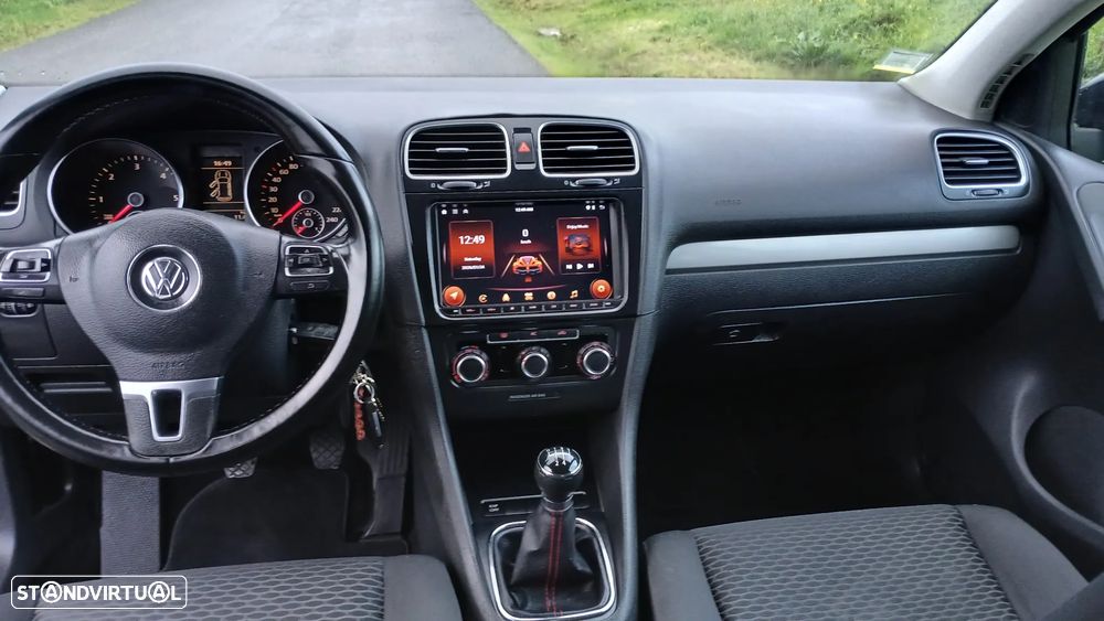 VW Golf 2.0 TDi BlueMotion Confortline - 16