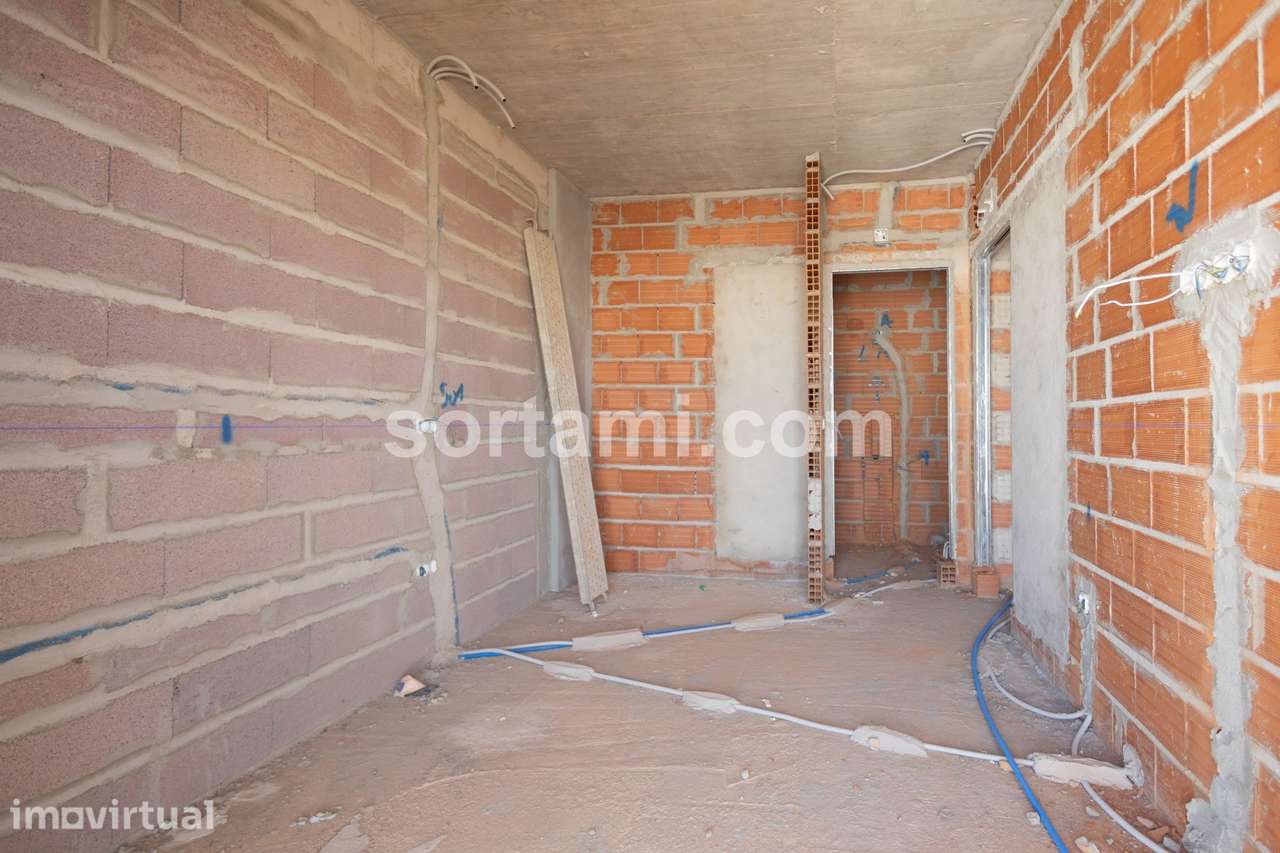 Apartamento T2 Venda em Quarteira,Loulé - Grande imagem: 5/18