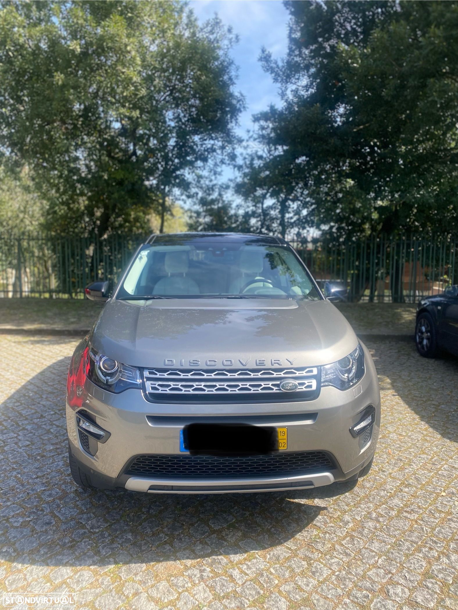 Land Rover Discovery Sport 2.0 TD4 HSE Luxury - 1