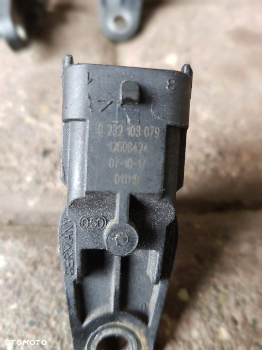 Chevrolet Captiva 3.2 Czujnik Wału Wałka Rozrządu - 11