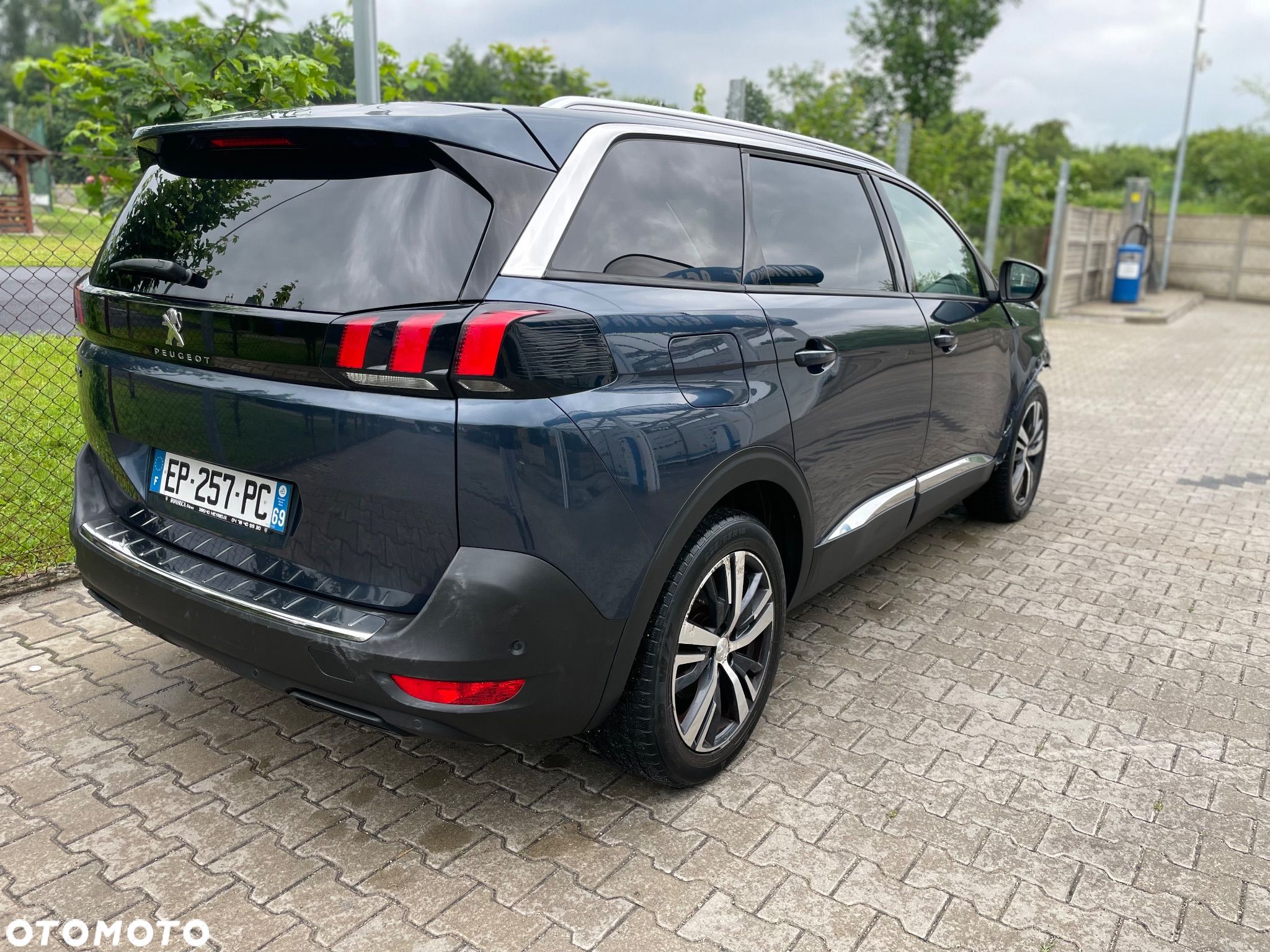 Peugeot 5008 1.6 BlueHDi Allure 7os - 1