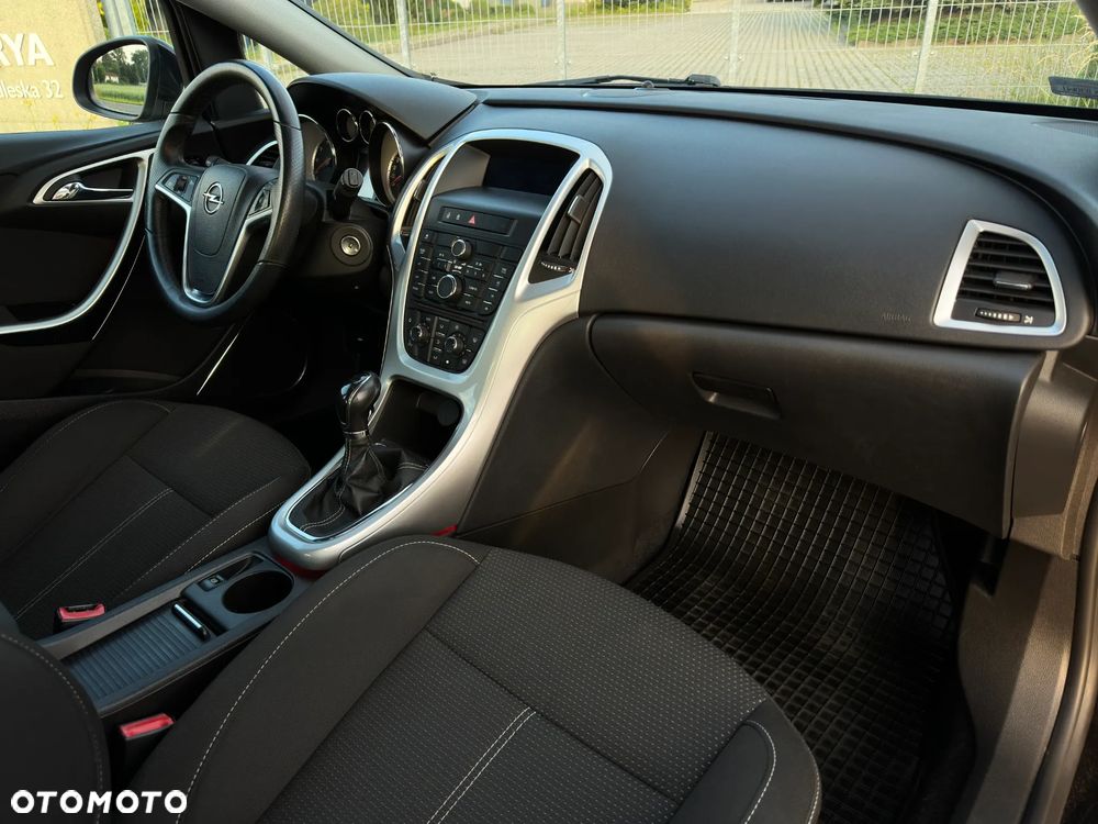 Opel Astra 1.4 T Enjoy S&S - 17