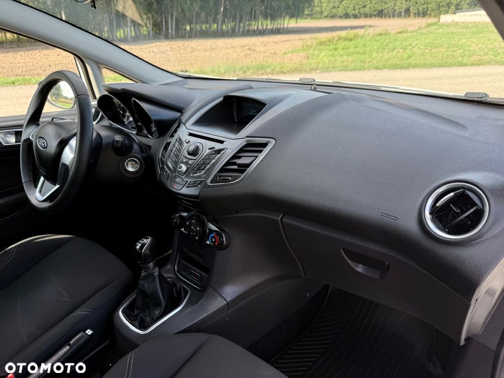 Ford Fiesta 1.5 TDCi Celebration - 20
