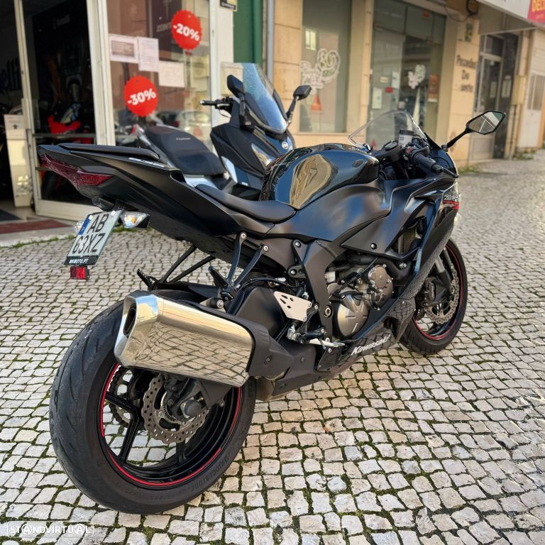 Kawasaki ZXR 600 - 17