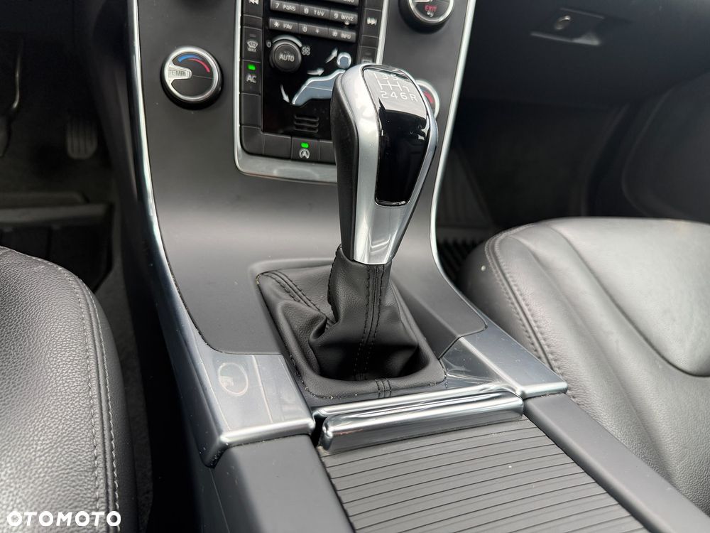 Volvo V60 D2 Drive-E Kinetic - 21