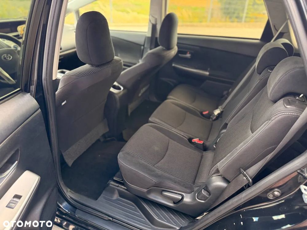 Toyota Prius+ 1.8 HSD Prestige - 12