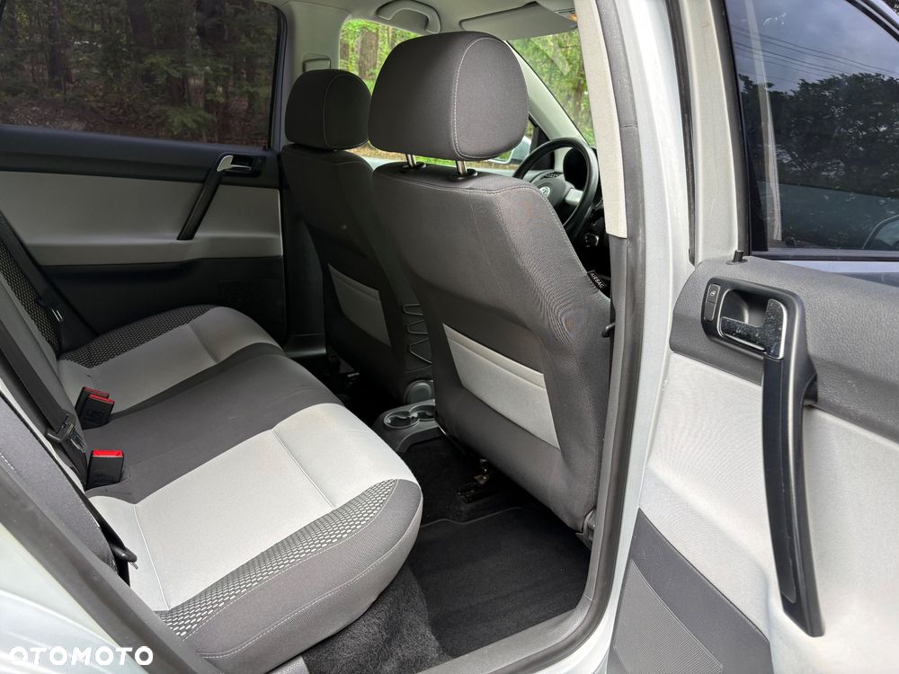 Volkswagen Polo Cross - 18