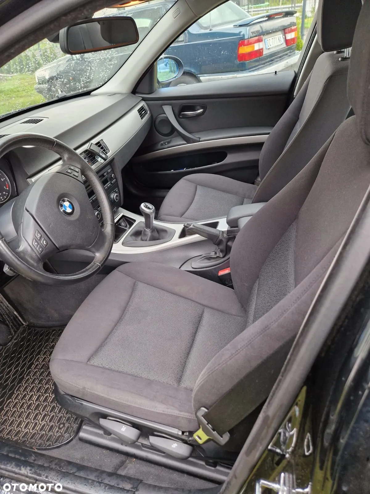 BMW Seria 3 318i - 7