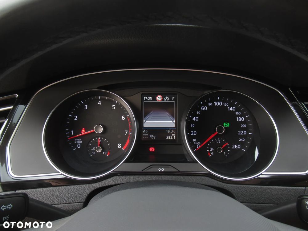 Volkswagen Passat 1.5 TSI EVO Business DSG - 21
