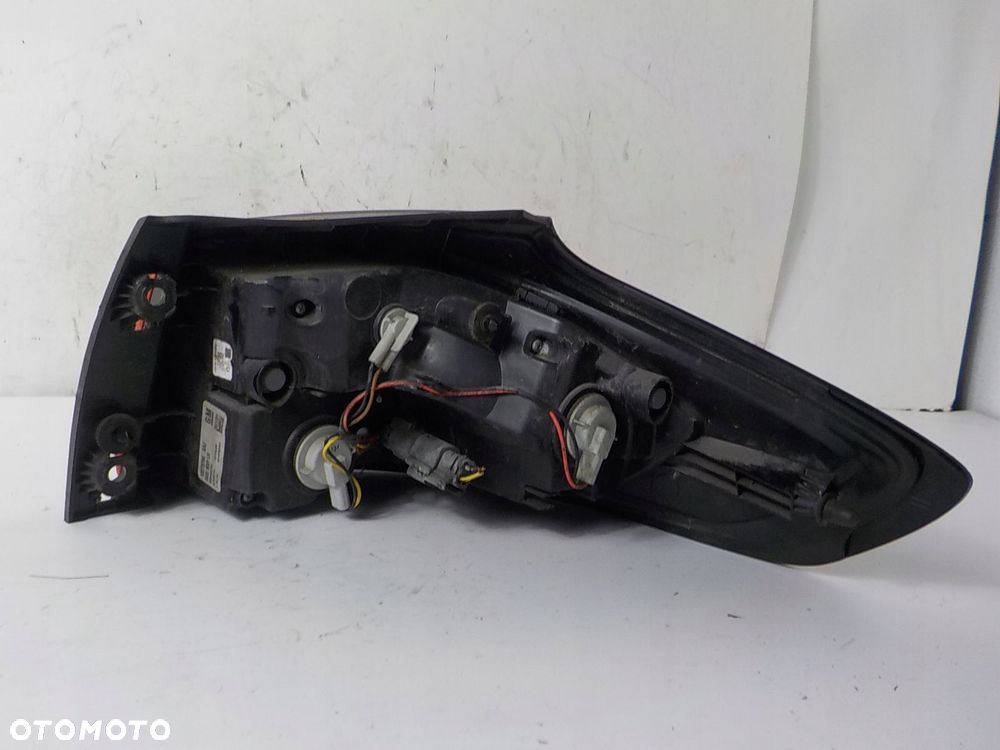 OPEL ZAFIRA C LAMPA LEWA TYLNA LEWY TYŁ 13278784 - 3