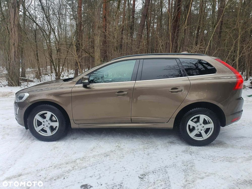 Volvo XC 60 - 4