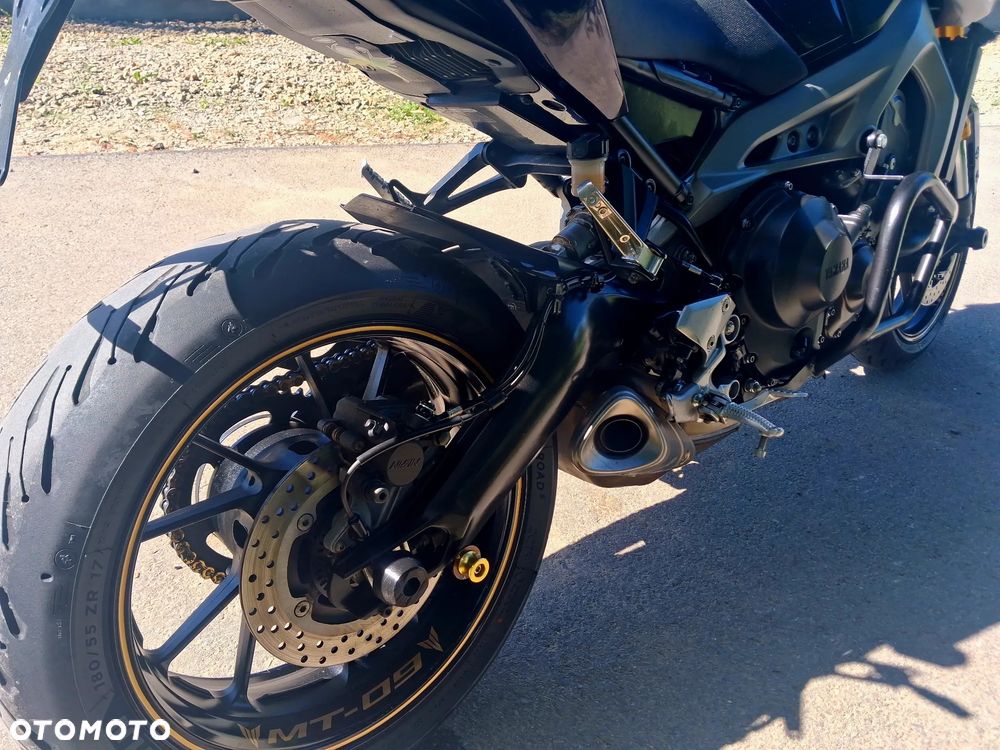 Yamaha MT - 9