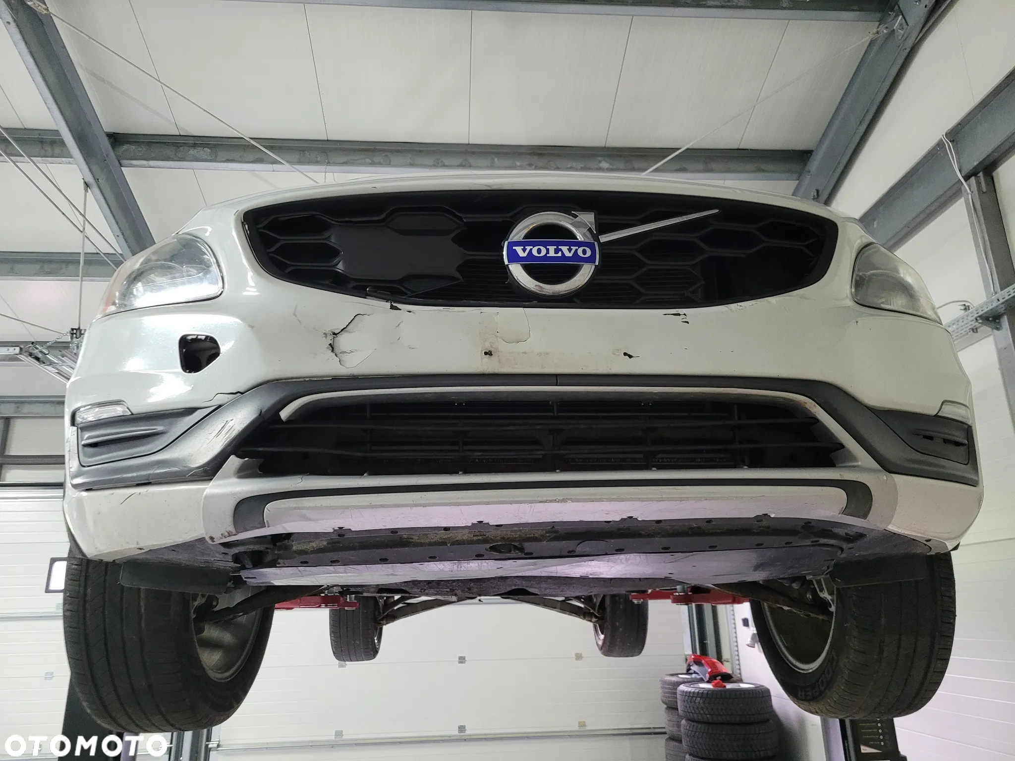 Volvo V60 Cross Country T5 AWD Momentum - 8