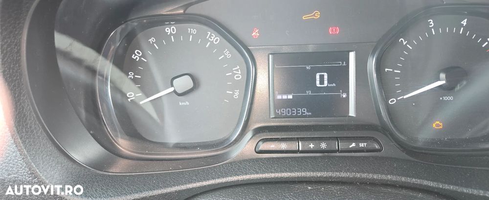 Peugeot Expert Combi L2H1 1.6 BlueHDI S&S - 9