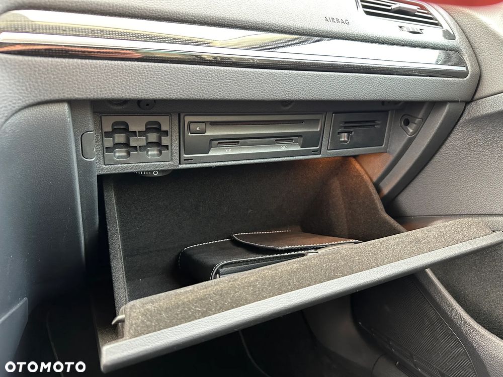 Volkswagen Golf - 17