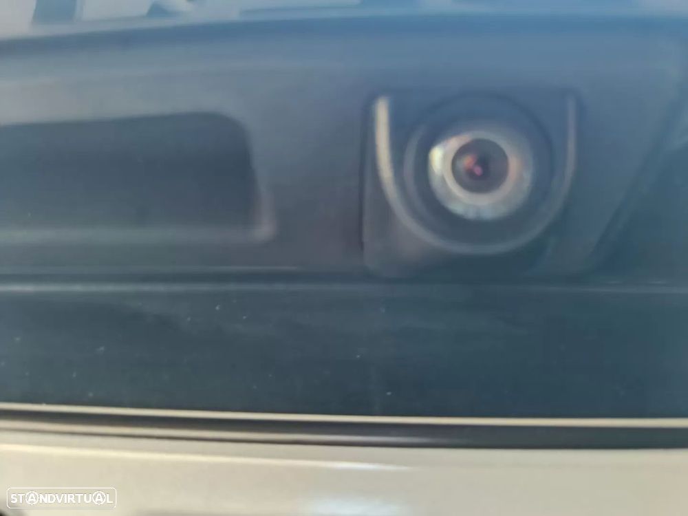 BMW 320 d Edition Luxury Line Purity - 12