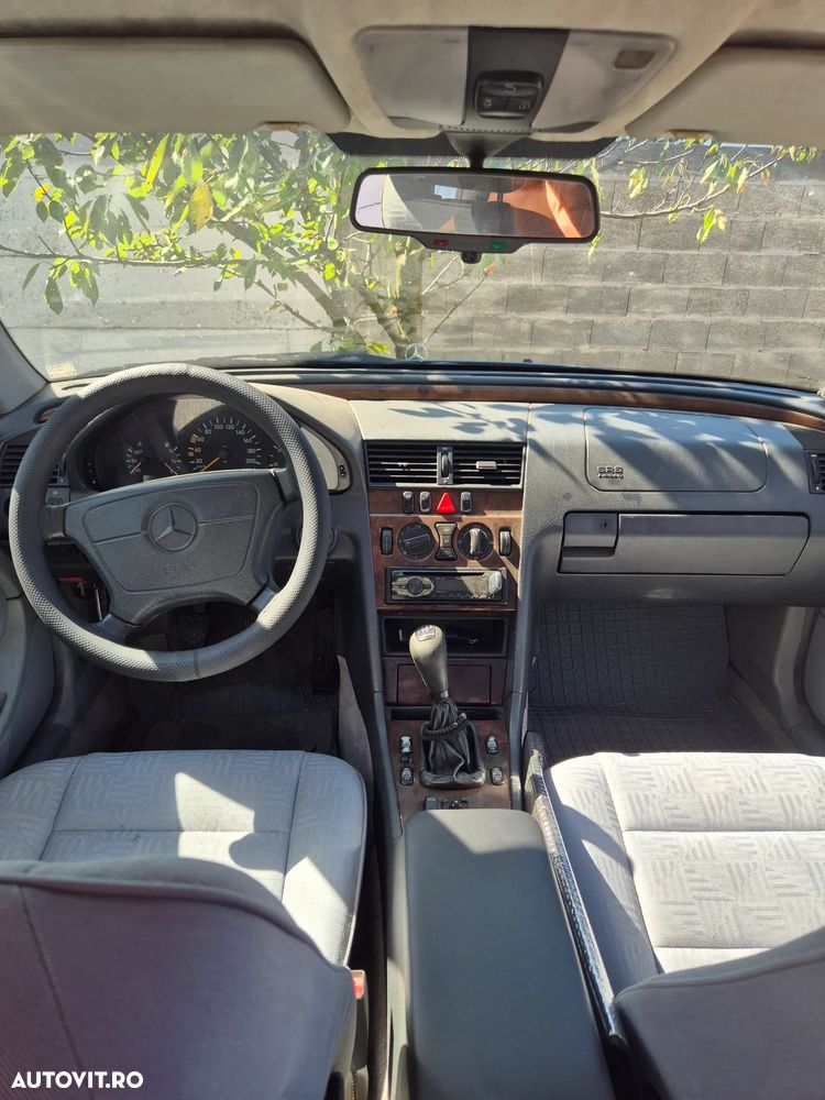 Mercedes-Benz C - 2