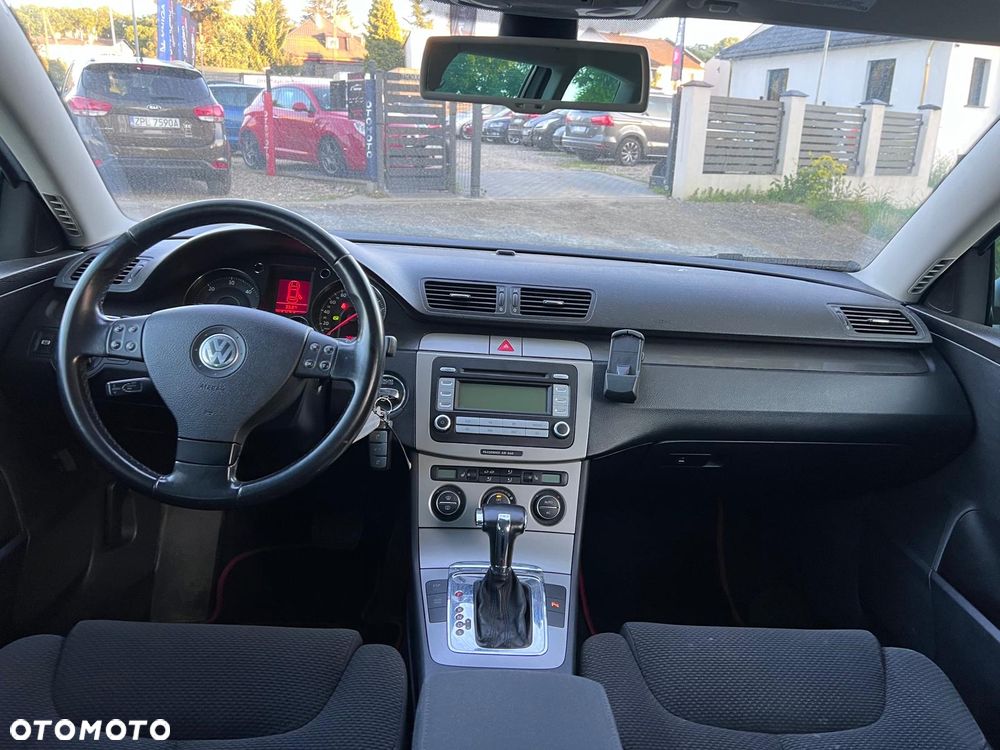 Volkswagen Passat 2.0 TDI DSG Trendline - 17