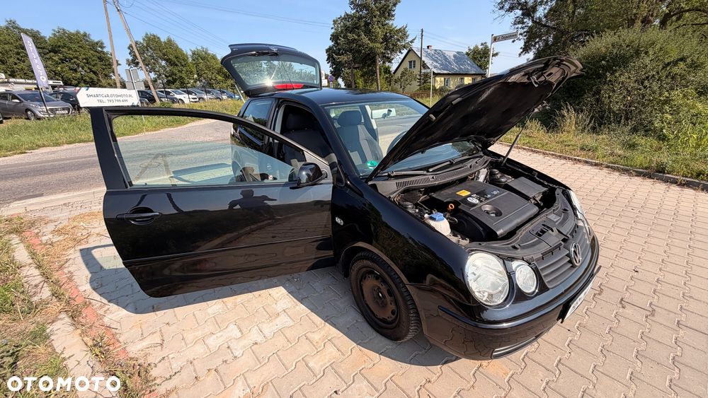 Volkswagen Polo 1.4 16V Trendline - 1