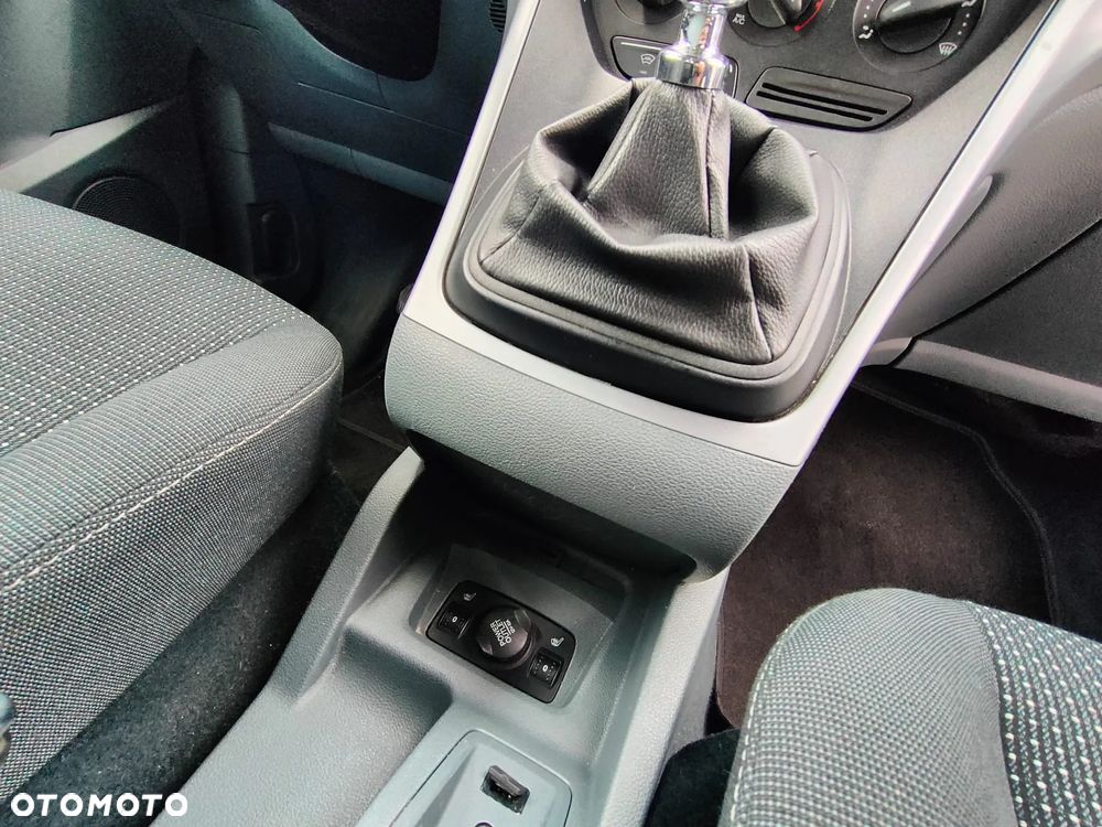 Ford C-MAX 1.6 EcoBoost Titanium - 12