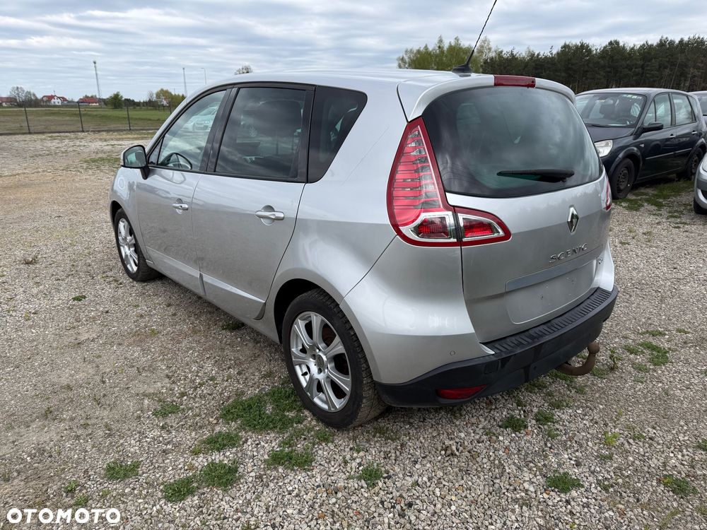 Renault Scenic 2.0 dCi FAP Privilege - 5