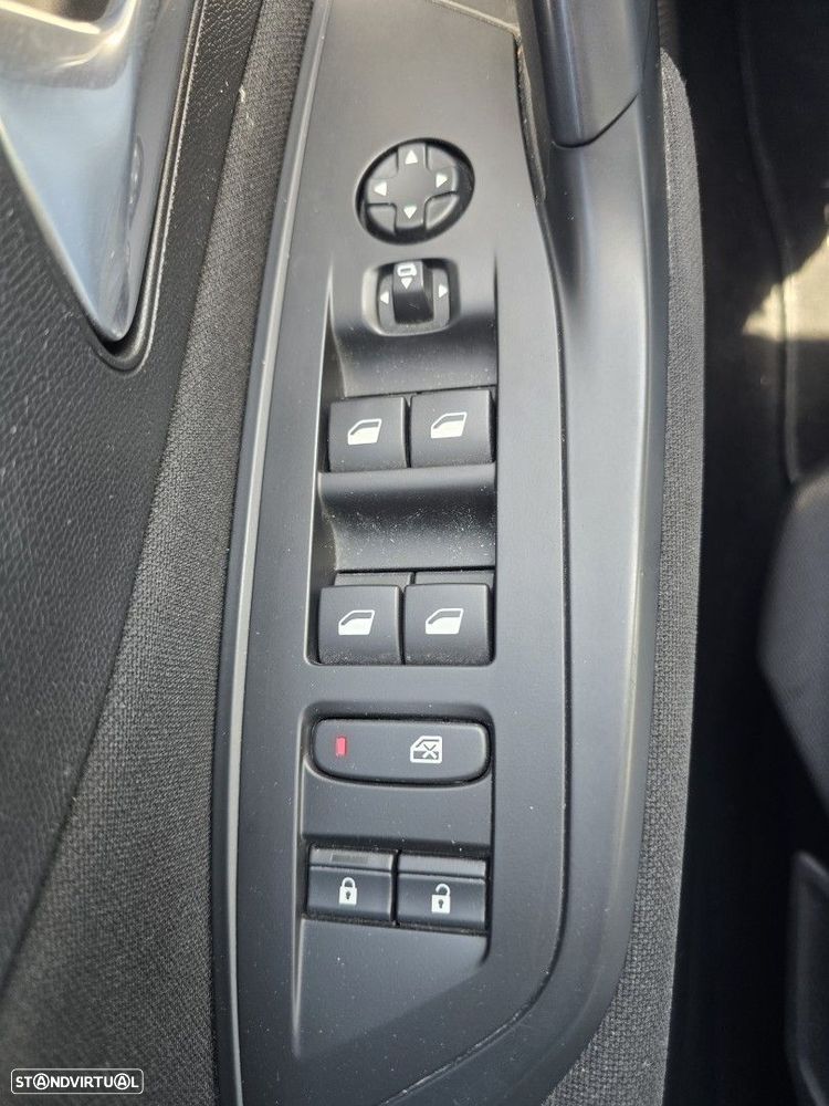 Peugeot 308 SW 1.5 BlueHDi Active Pack — fotografia 22