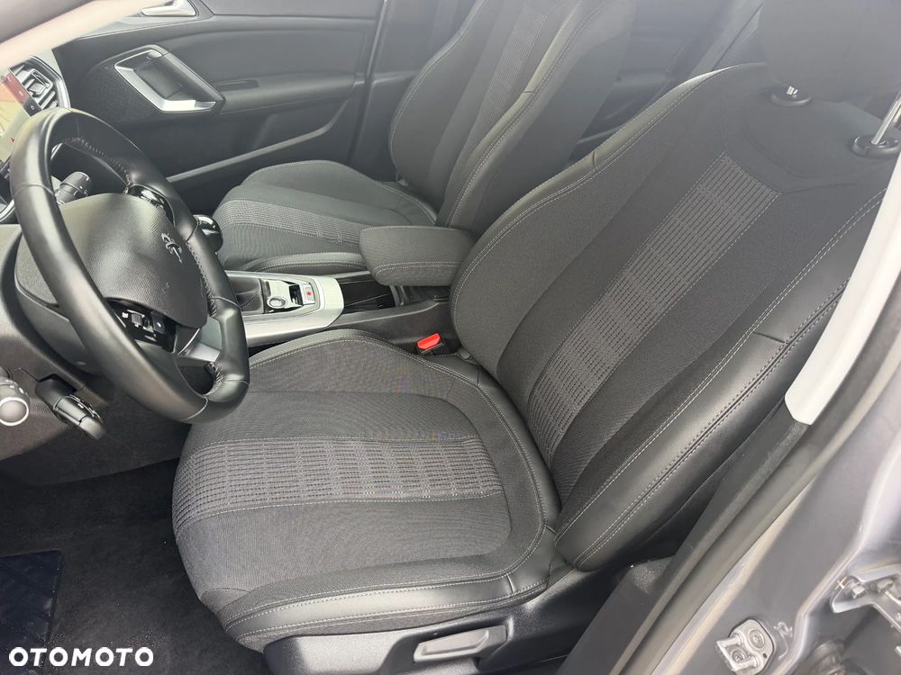Peugeot 308 - 9