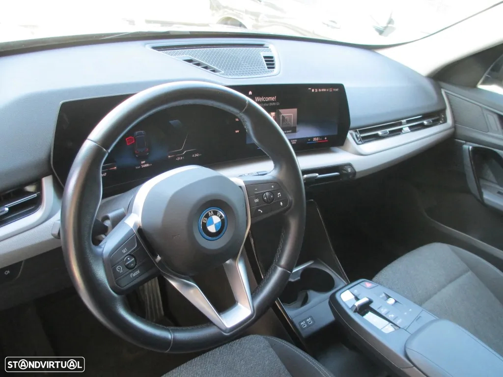 BMW iX1 xDrive30 - 14