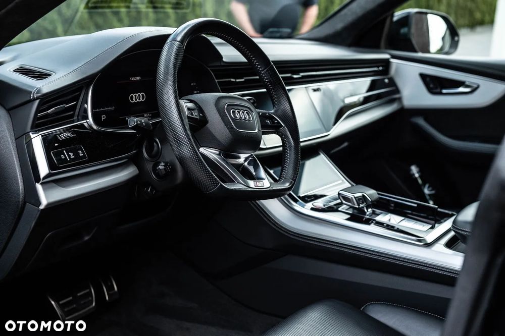 Audi SQ8 - 6