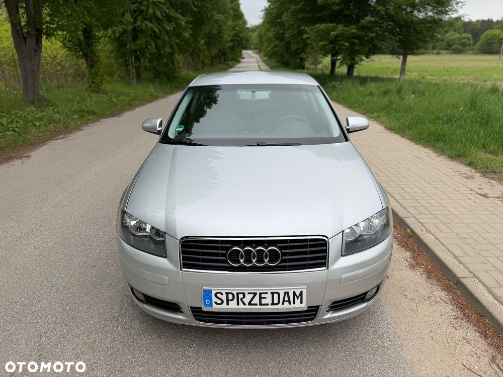 Audi A3 3-drzwiowe 1.6 Ambition - 5