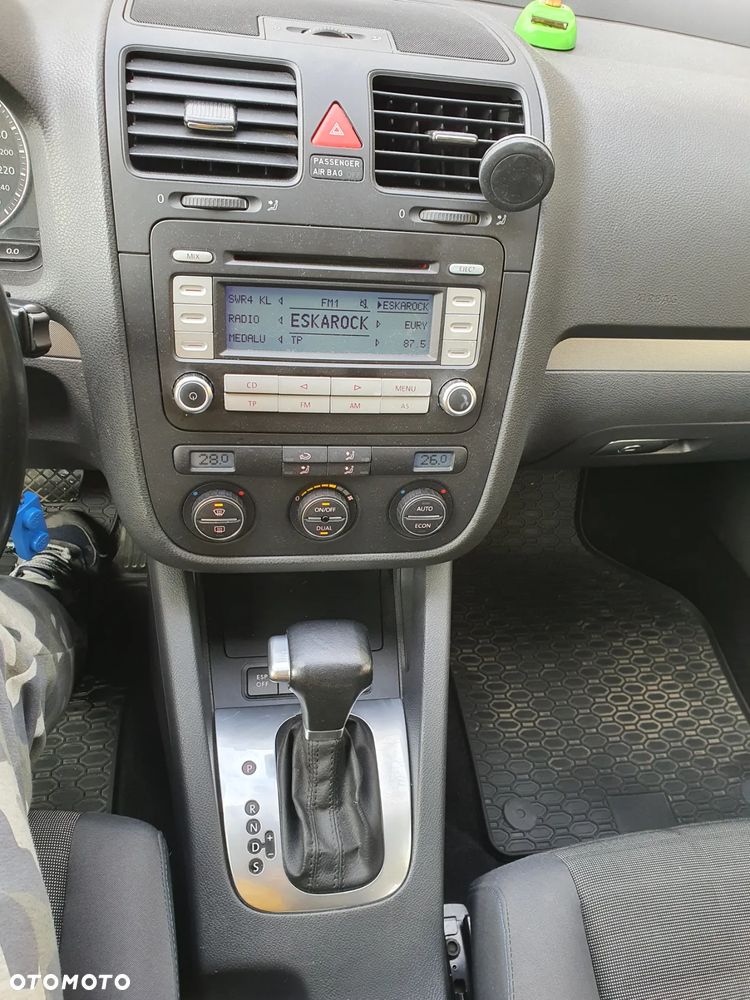 Volkswagen Golf 1.6 Automatik Tour - 23