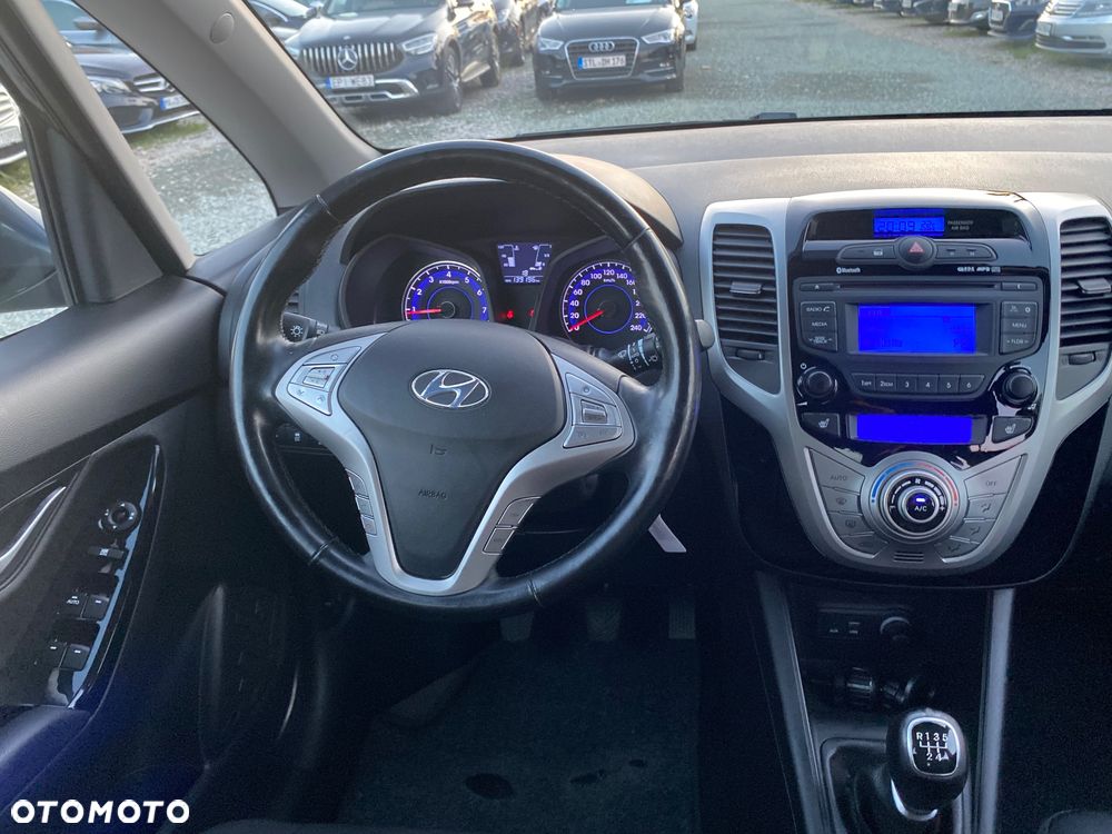 Hyundai ix20 1.4 blue Trend - 31